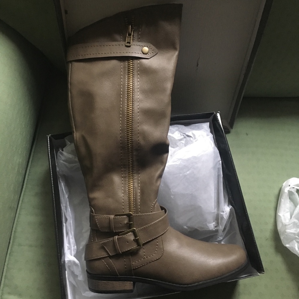 NWT London Fog Tall Boots!